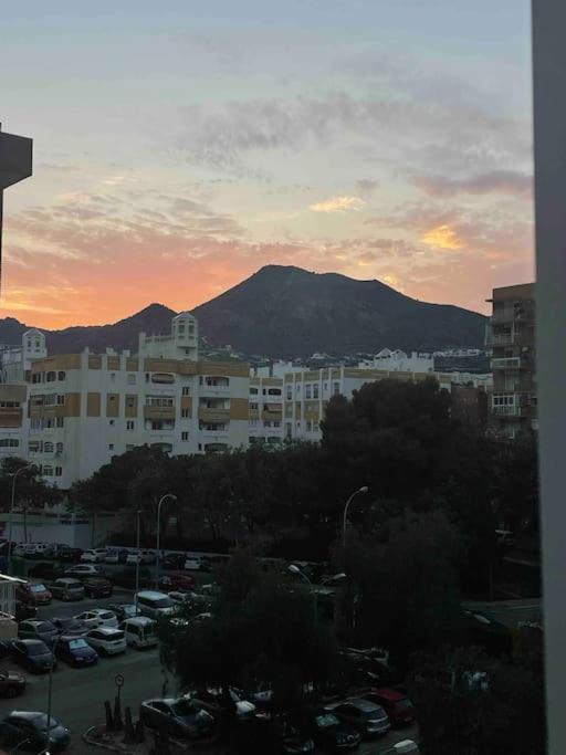 Loft Moderno - Vistas Mar Y Montana - Piscinas Apartment Беналмадена Екстериор снимка
