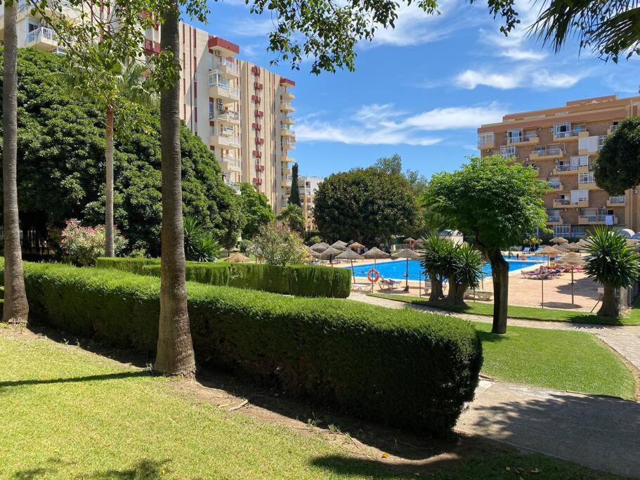 Loft Moderno - Vistas Mar Y Montana - Piscinas Apartment Беналмадена Екстериор снимка