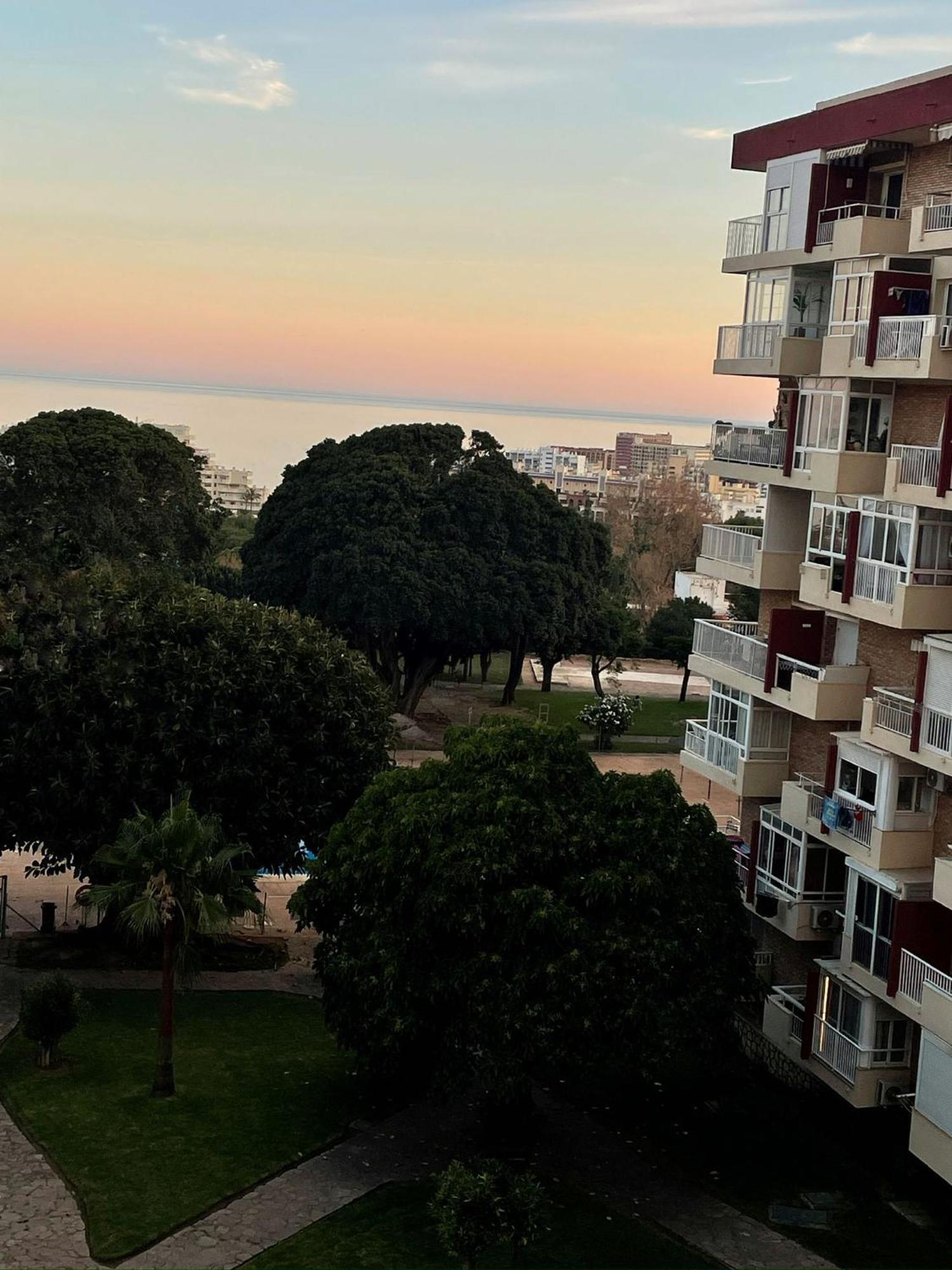 Loft Moderno - Vistas Mar Y Montana - Piscinas Apartment Беналмадена Екстериор снимка